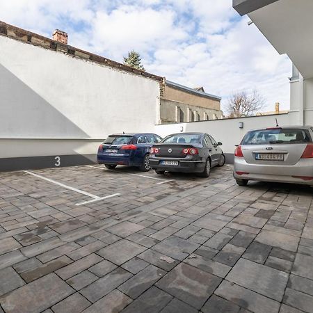 Bella Apartment Novi Sad Exteriör bild