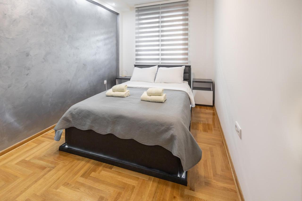 Bella Apartment Novi Sad Exteriör bild