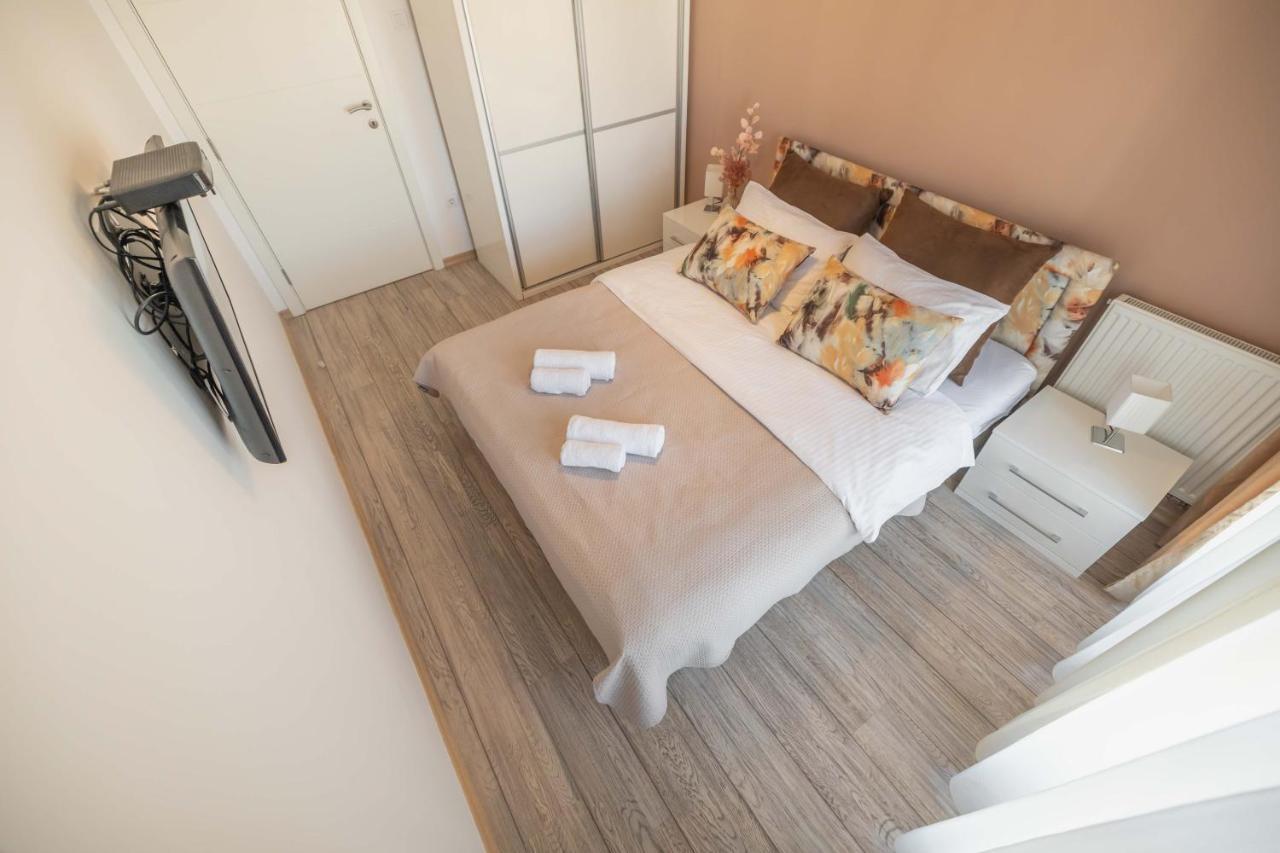 Bella Apartment Novi Sad Exteriör bild